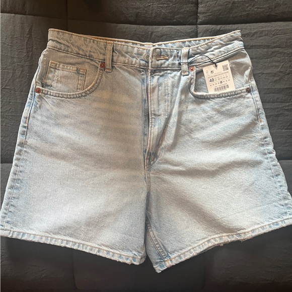 ZARA Jean Shorts- High Rise (NWT) - Picture 1 of 5